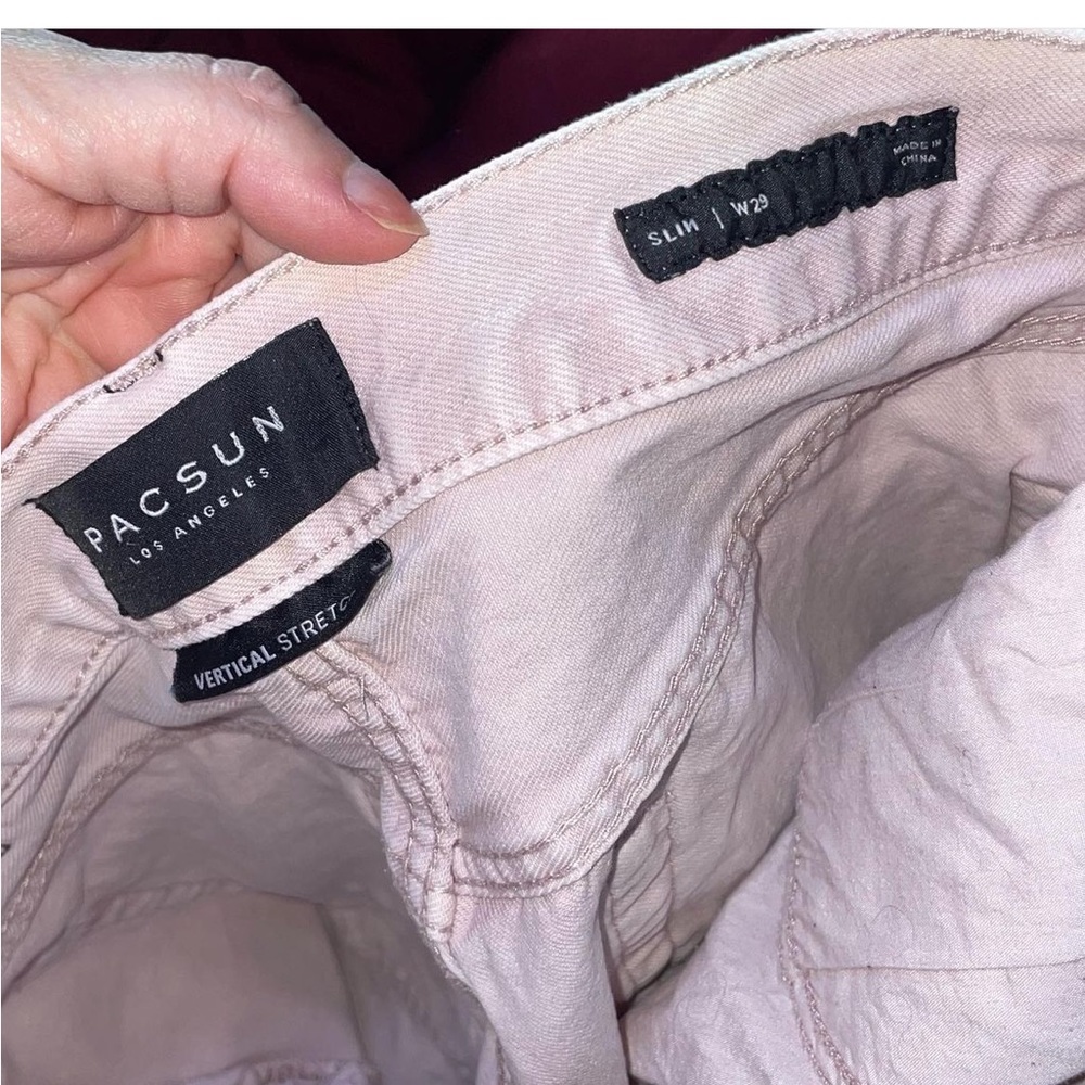 Light pink distressed, PacSun jeans. Size slim W29.